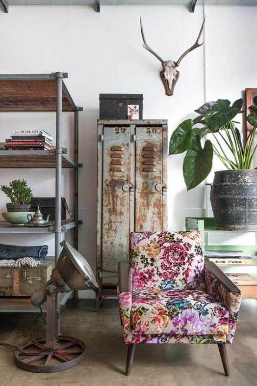 4-floralarmchair-interiorjunkie